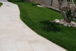 Pavimento anticato in Pietra di Trani sp. cm. 1,5